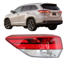 Charger l&#39;image dans la galerie, 2017, 2017-2019 Toyota Highlander, 2018, 2019, 81560-0E161, driver side, HIGHLANDER, rear lamp, TO2804143, TOYOTA